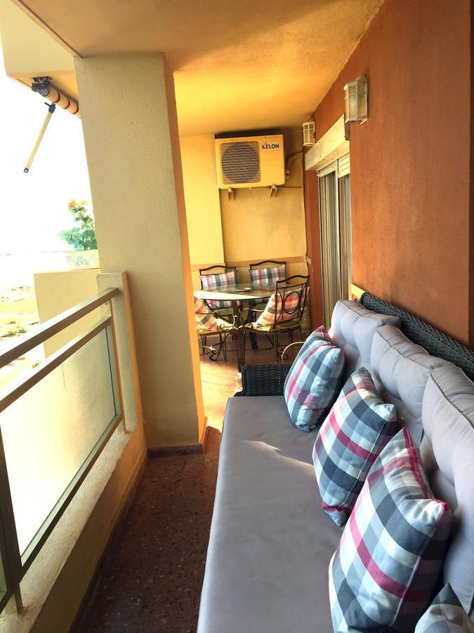 Apartamento Puigval Екстериор снимка