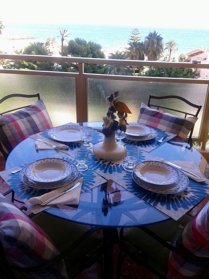 Apartamento Puigval Екстериор снимка